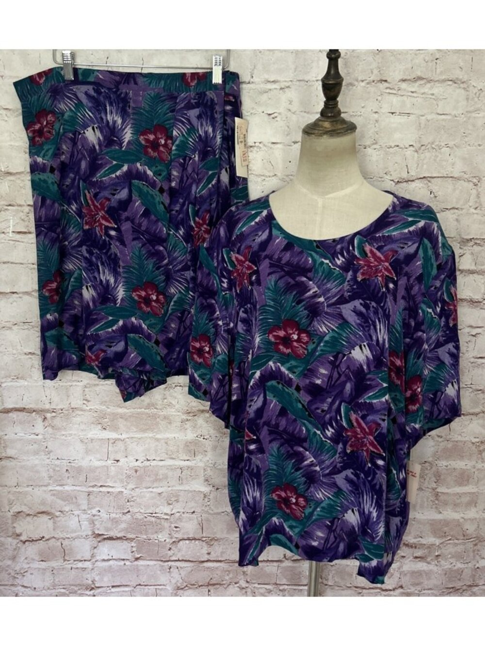 Synari Woman 2X Outfit Set Blouse / Skort Purple Teal Tropical Floral Rayon NEW